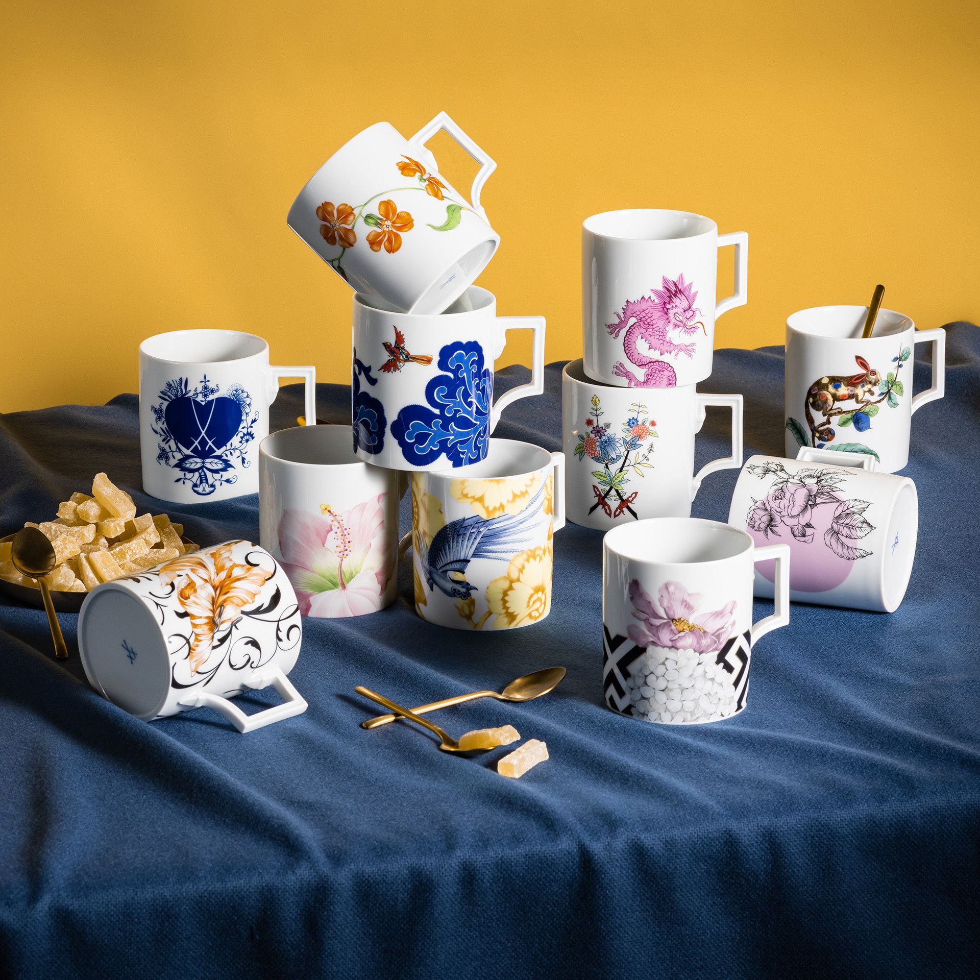 HOME OFFICE SET MUG MING DRAGON AND PLATTER COSMOPOLITAN